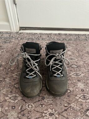 Columbia Dark Gray and Black Women's Hiking Boots